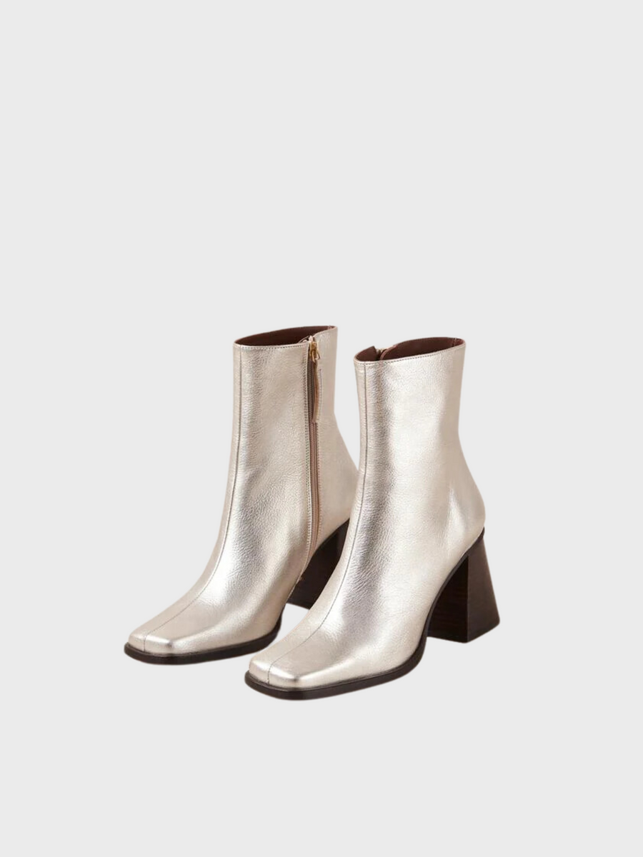 ALOHAS South Shimmer ブーツ ALOHAS South Shimmer Silver Leather Ankle Boots. Shop