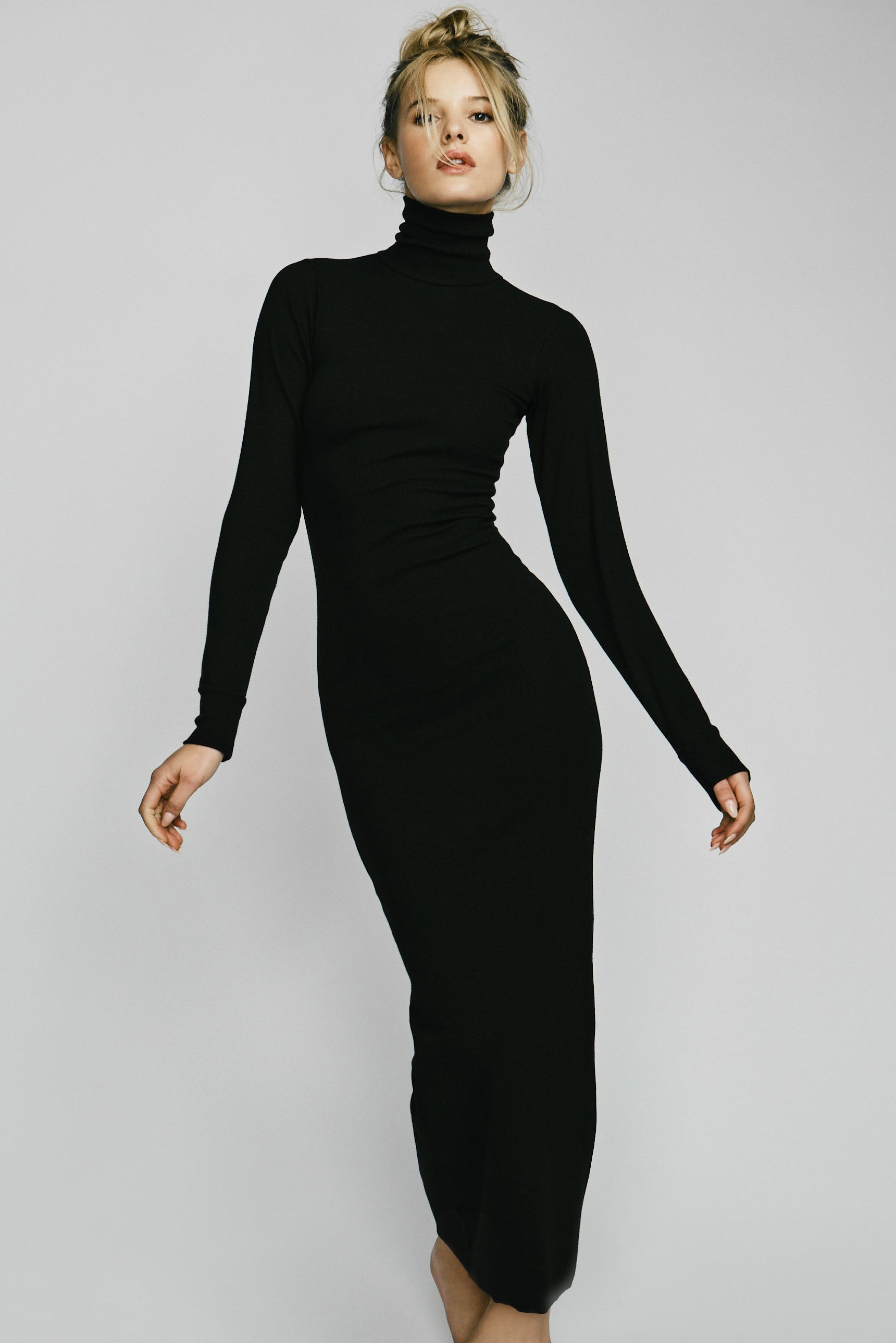 Eterne Long Sleeve Turtleneck Maxi Dress Black
