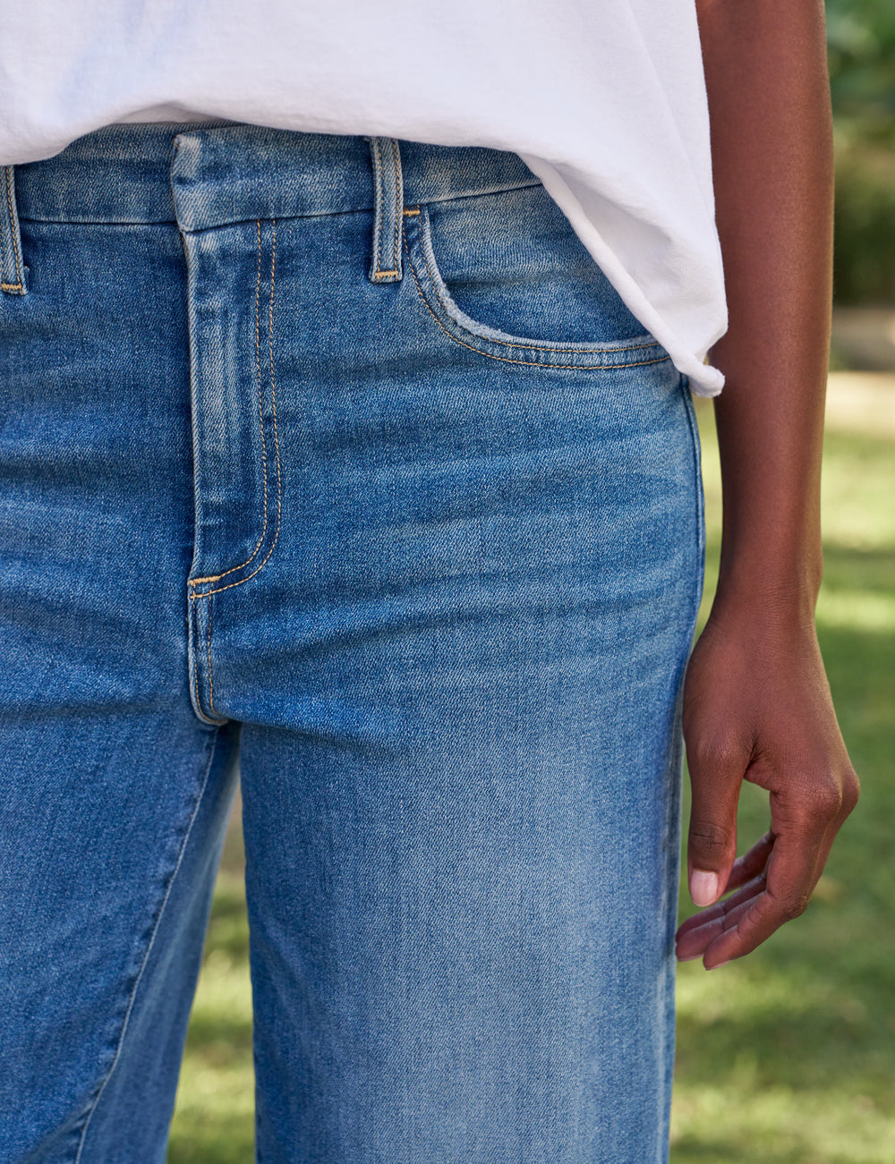 Frank &amp; Eileen Galway Wide Leg Jean 2002 Mid Wash-Denim-West of Woodward Boutique-Vancouver-Canada
