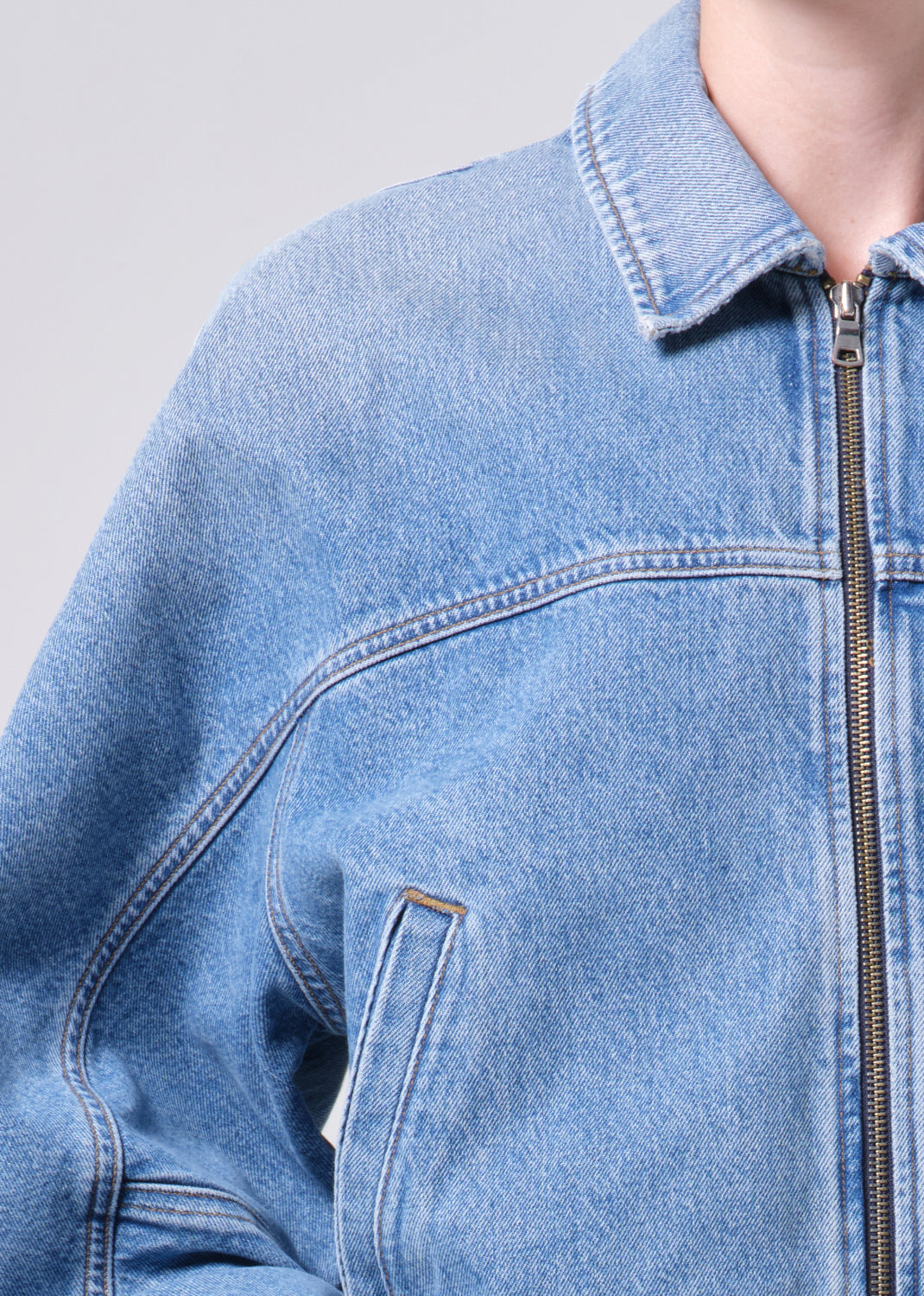 Agolde Dixon Cocoon Bomber Outbreak-Jackets-West of Woodward Boutique-Vancouver-Canada