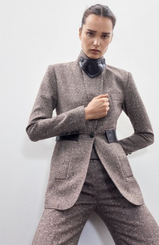 Smythe Tailored Boyfriend Blazer Biscotti Tweed