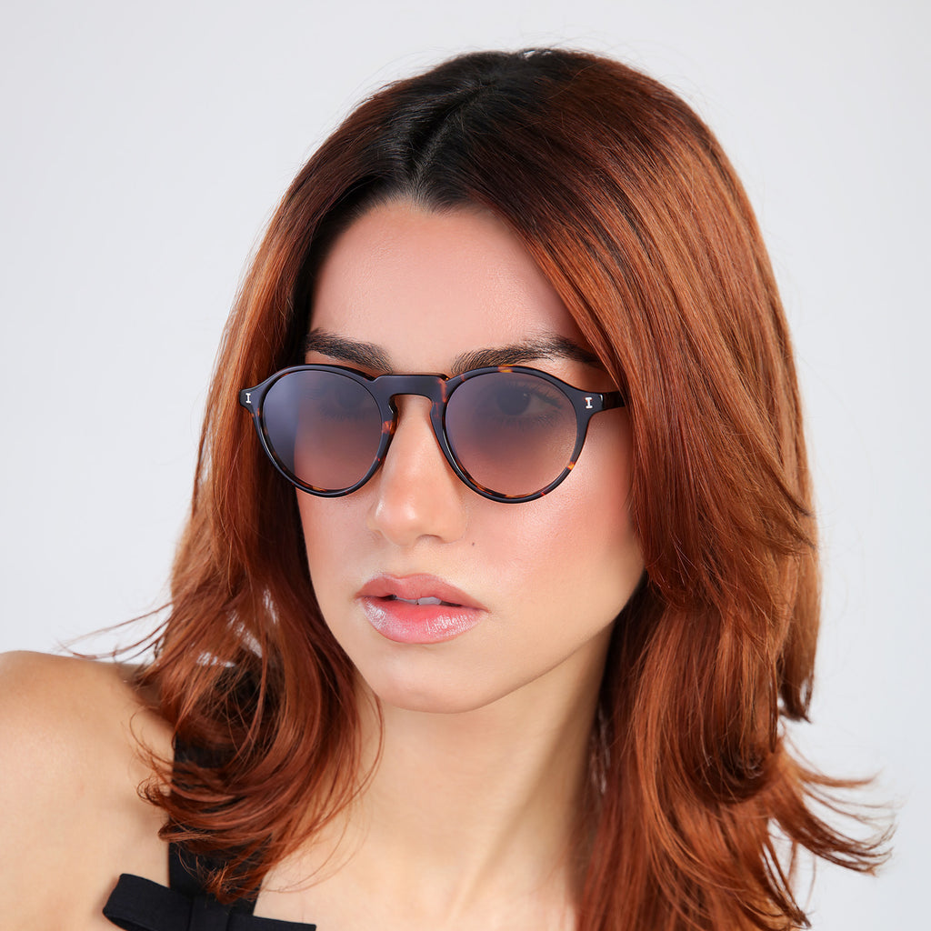Illesteva Capri Star Tortoise Brown Gradient Sunglasses-Accessories-West of Woodward Boutique-Vancouver-Canada