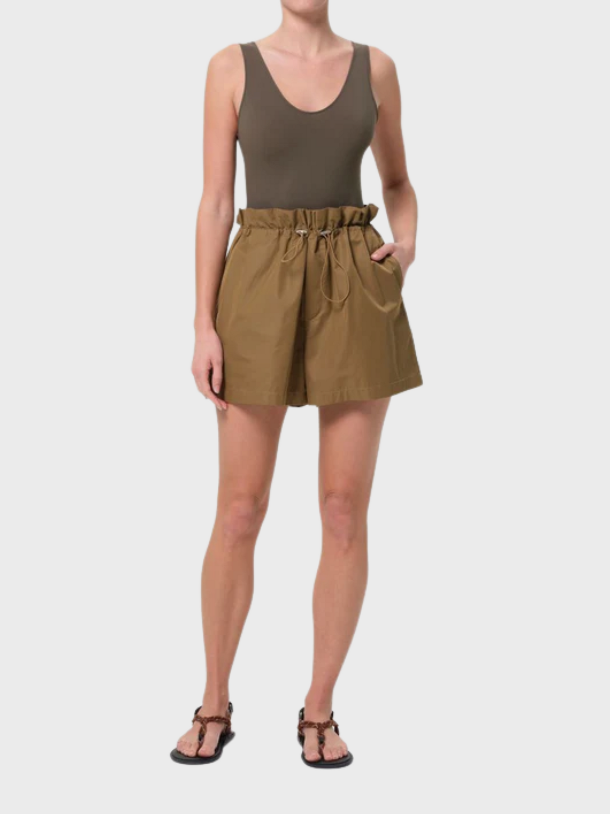 ショートパンツ FRAME Women Shorts Burmudas LWLT0672 BROW BROWN Agolde Lydia Shorts Khaki. Shop Women's Shorts Online or
